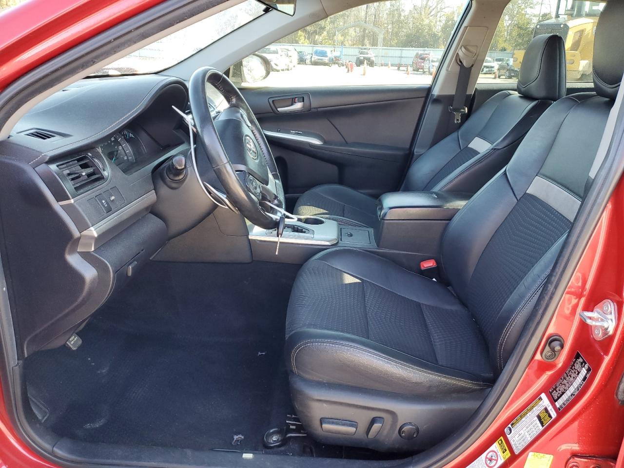 2012 Toyota Camry - Image 7