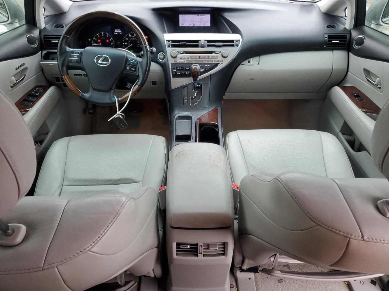 2010 Lexus RX - Image 8