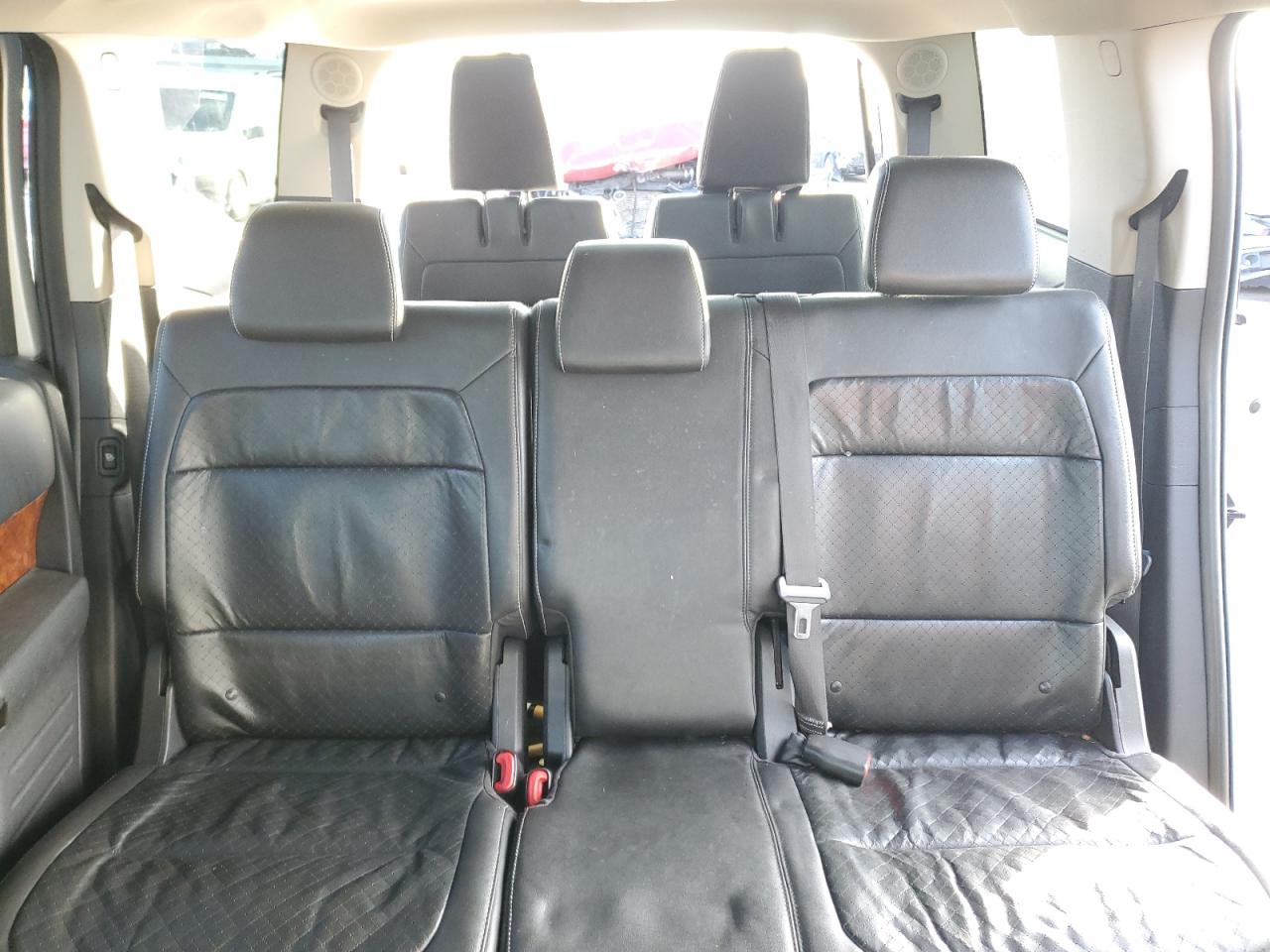 2011 Ford Flex - Image 10