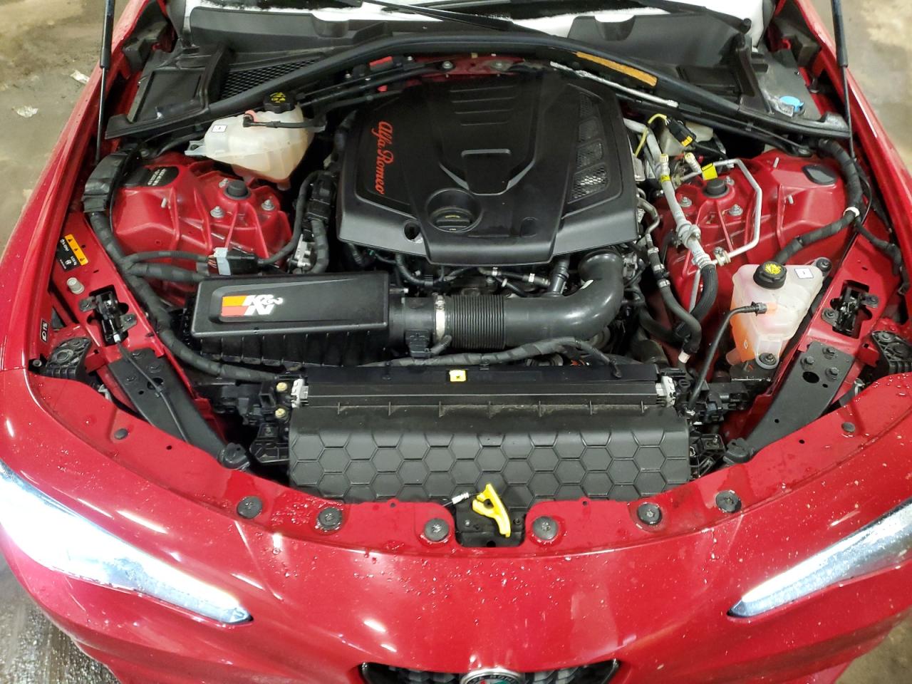 2018 Alfa Romeo Giulia - Image 11