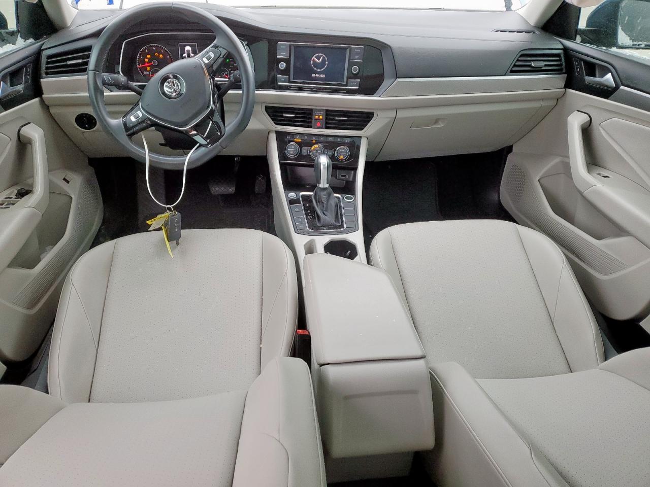 2019 Volkswagen Jetta - Image 8