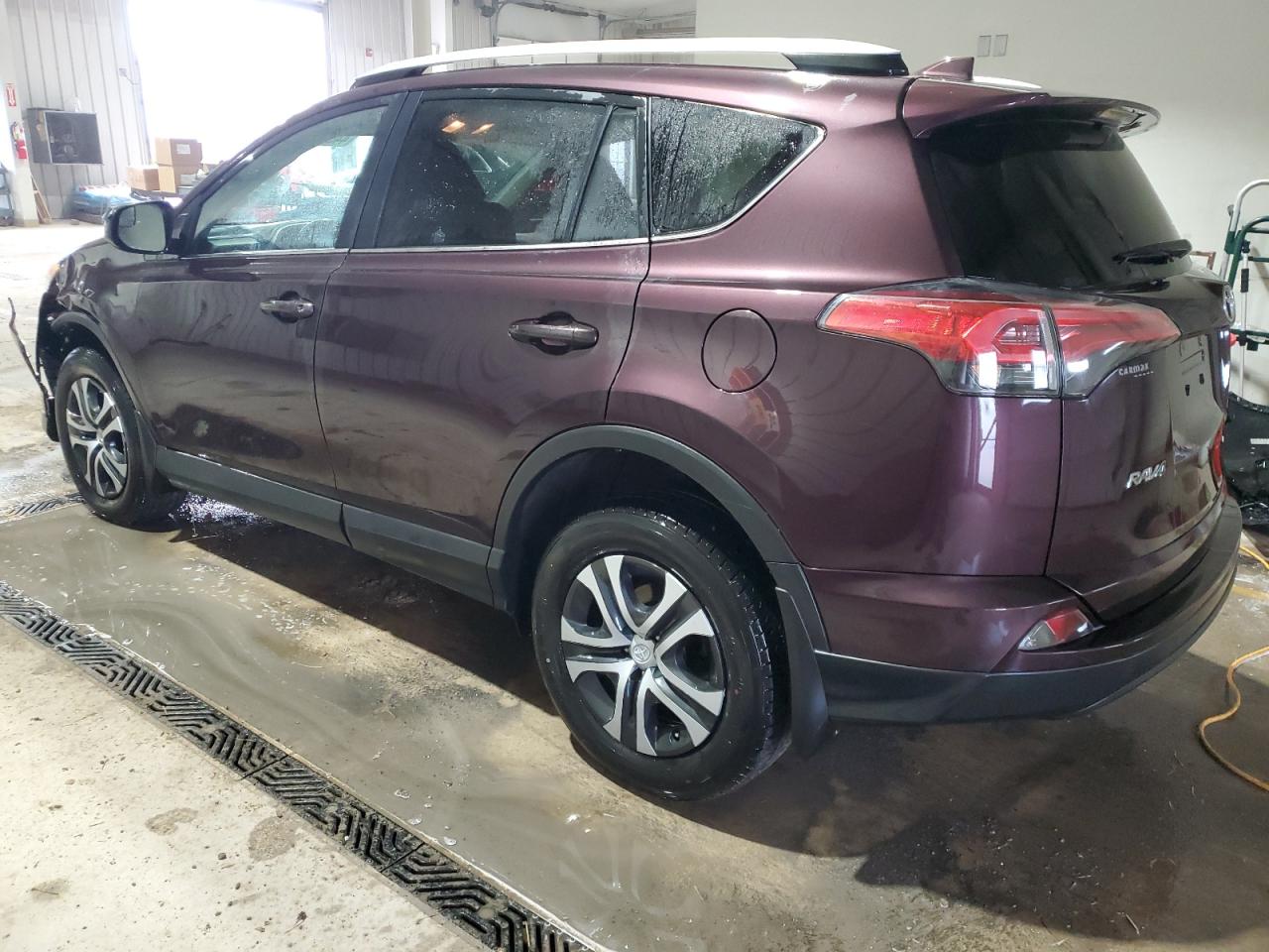 2016 Toyota RAV 4 - Image 2