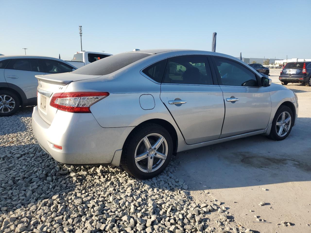 2015 Nissan Sentra - Image 3