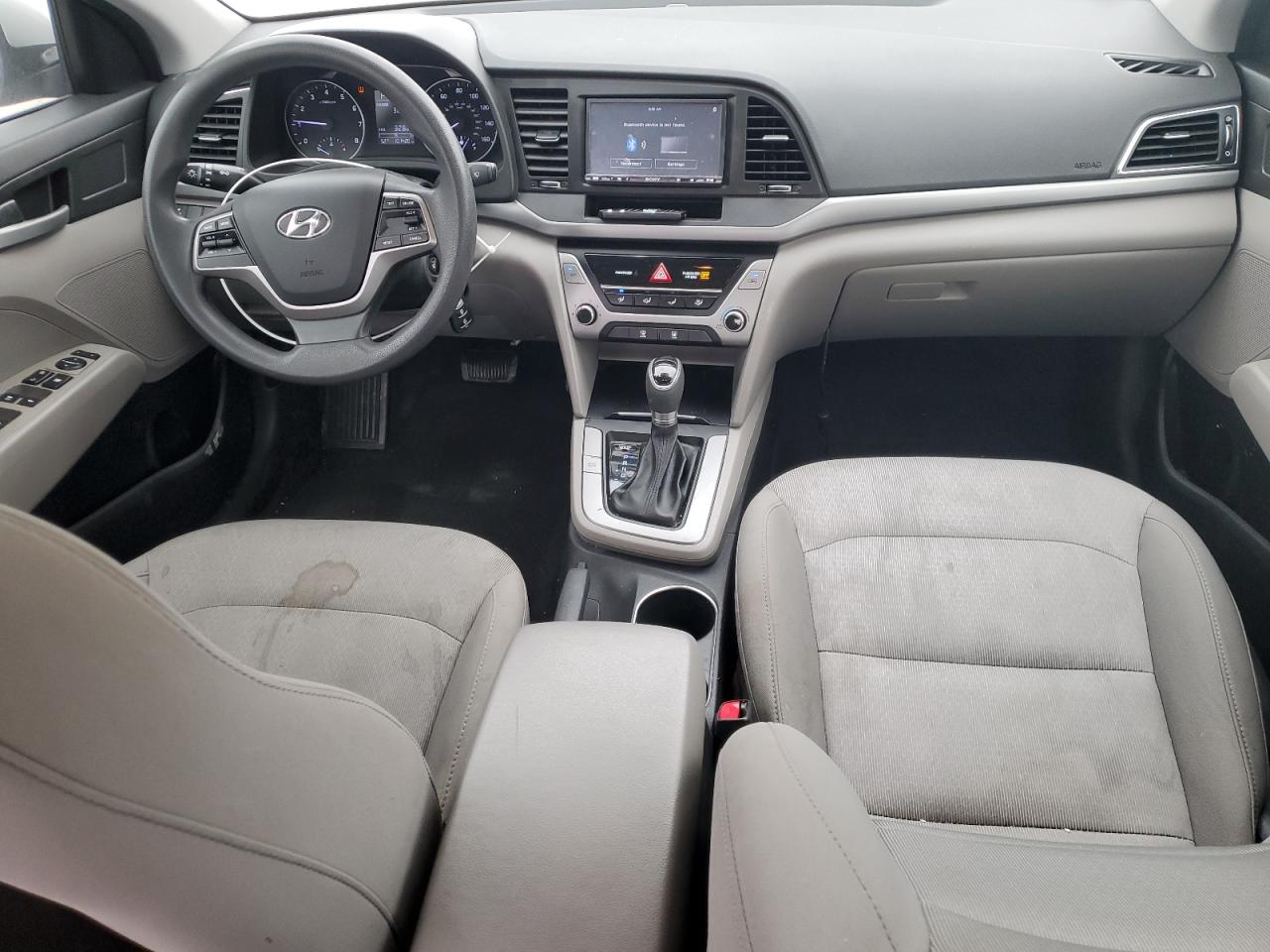 2017 Hyundai Elantra - Image 8
