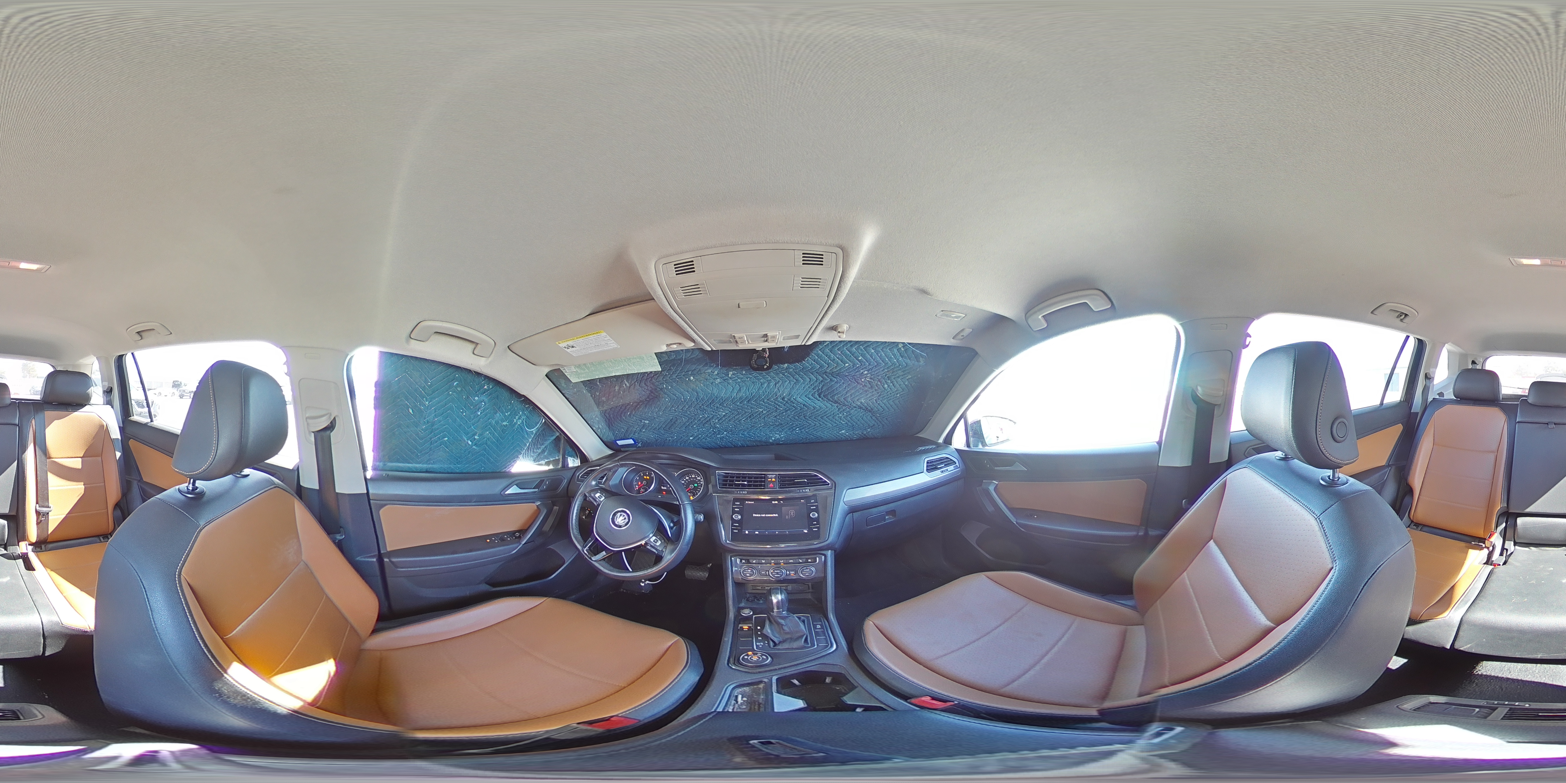 2019 Volkswagen Tiguan - Image 13