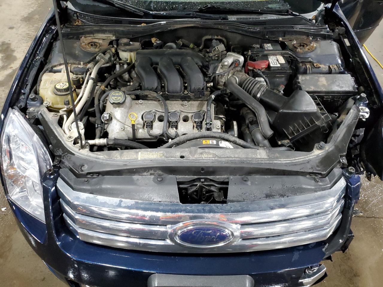 2009 Ford Fusion - Image 11