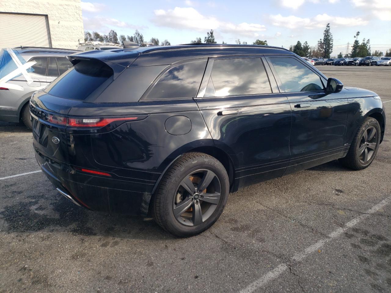 2020 Land Rover Range Rover - Image 3