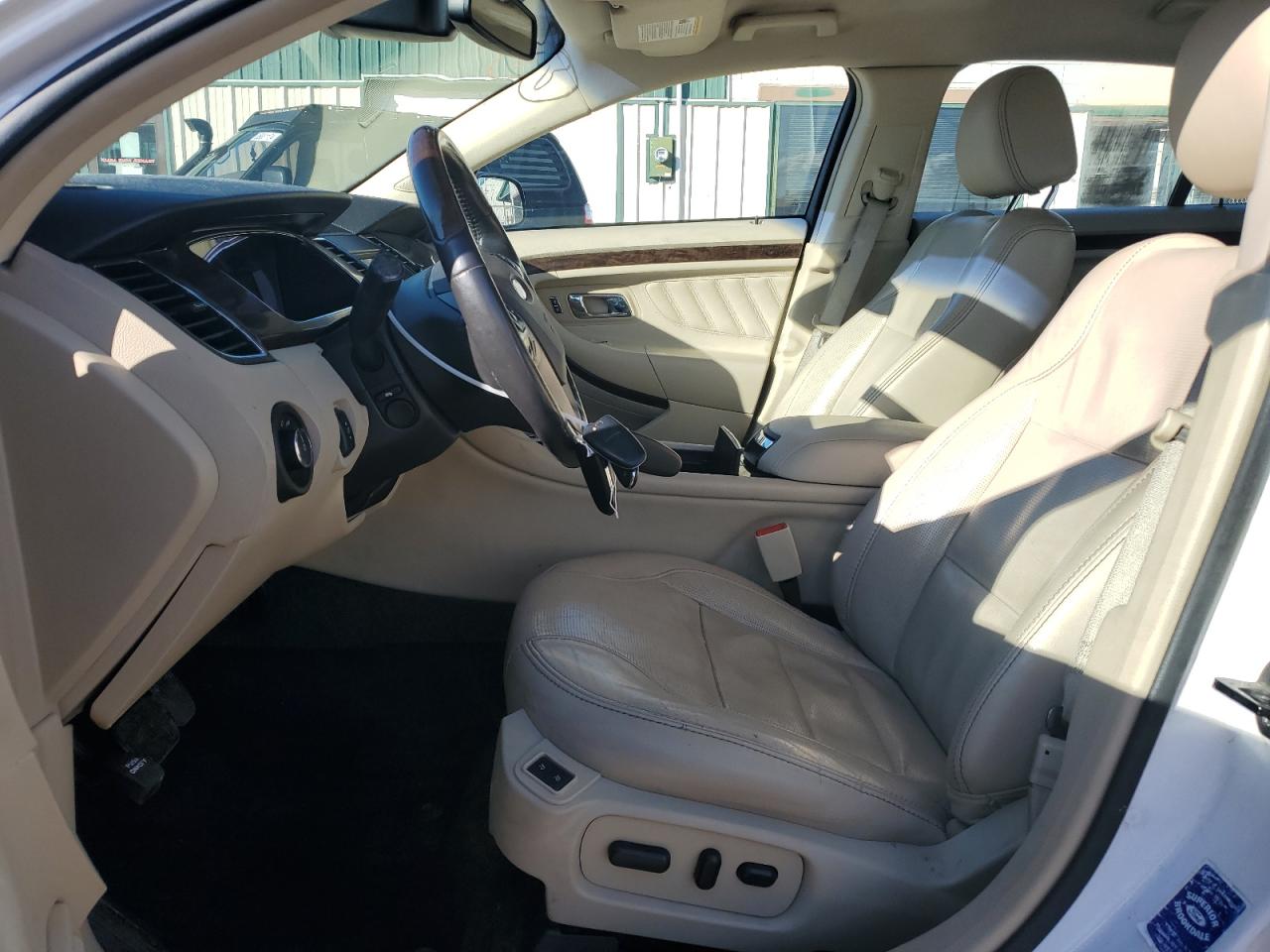 2013 Ford Taurus - Image 7