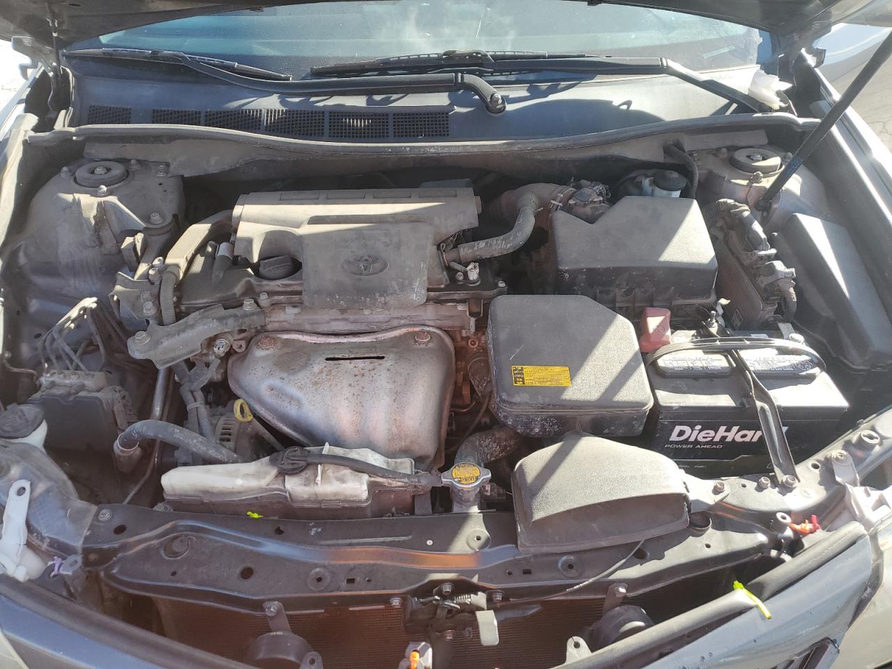 2014 Toyota Camry - Image 12