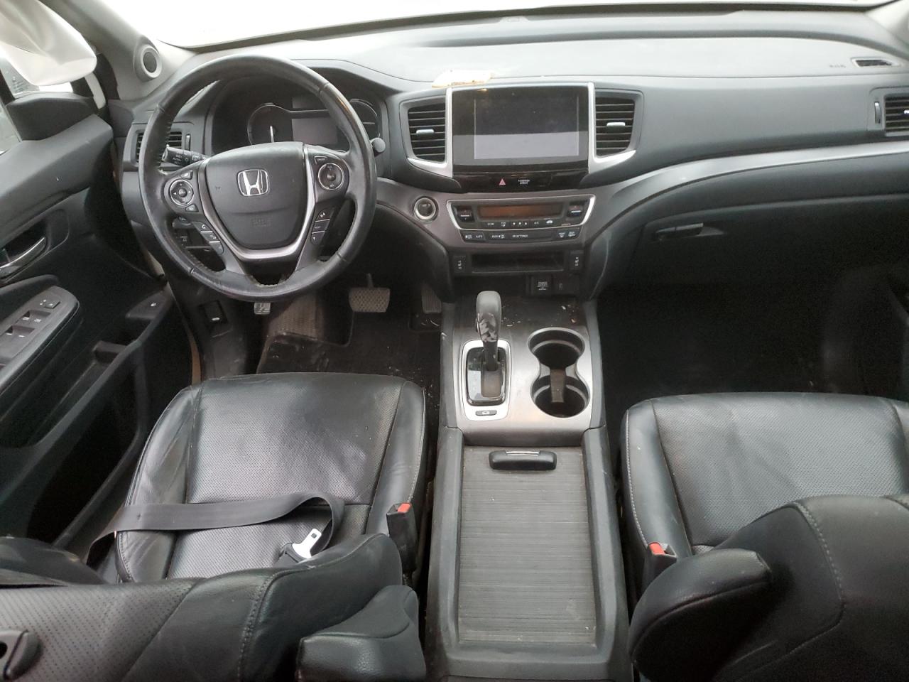 2019 Honda Ridgeline - Image 8