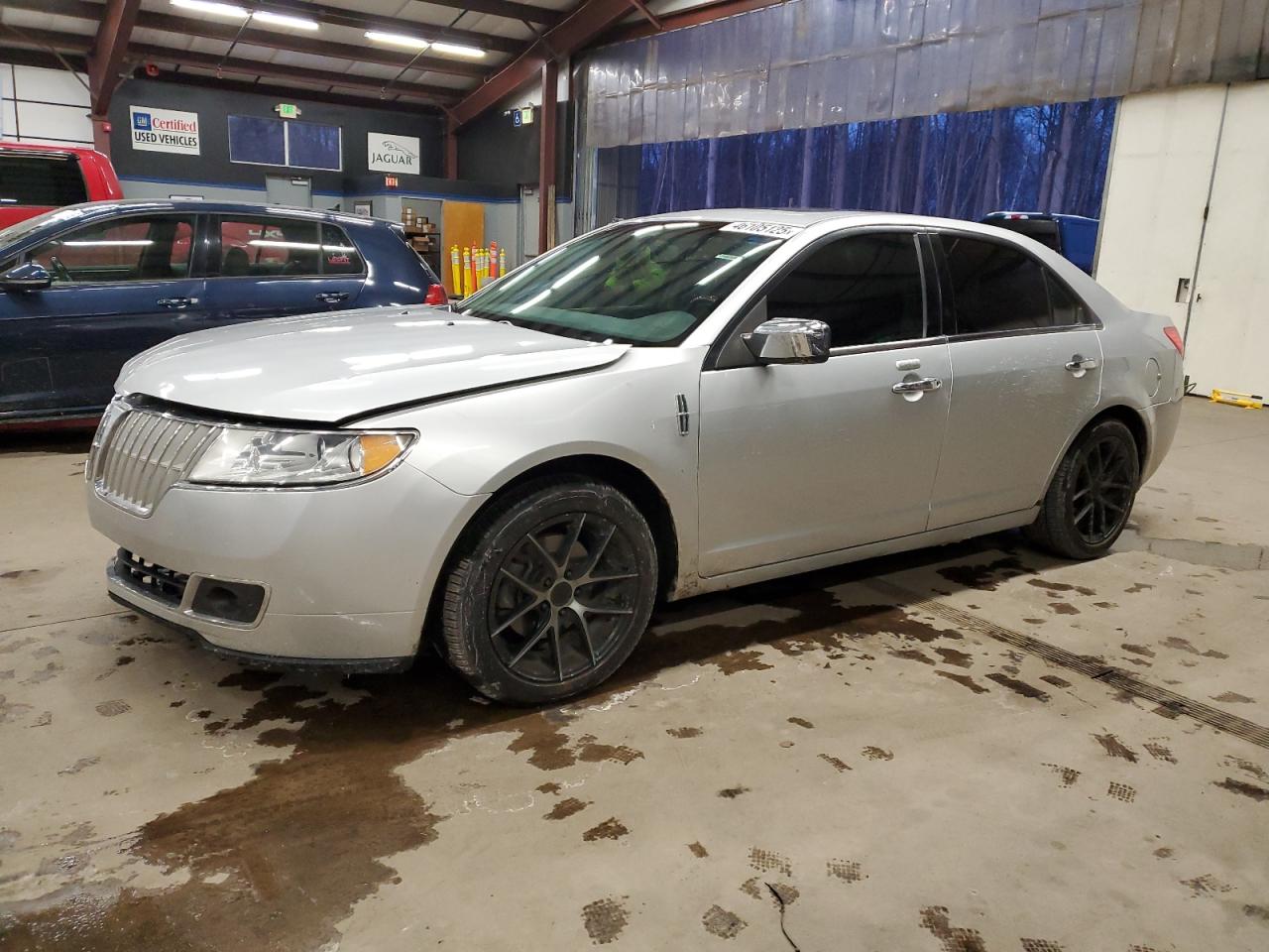 2011 Lincoln MKZ - Image 1