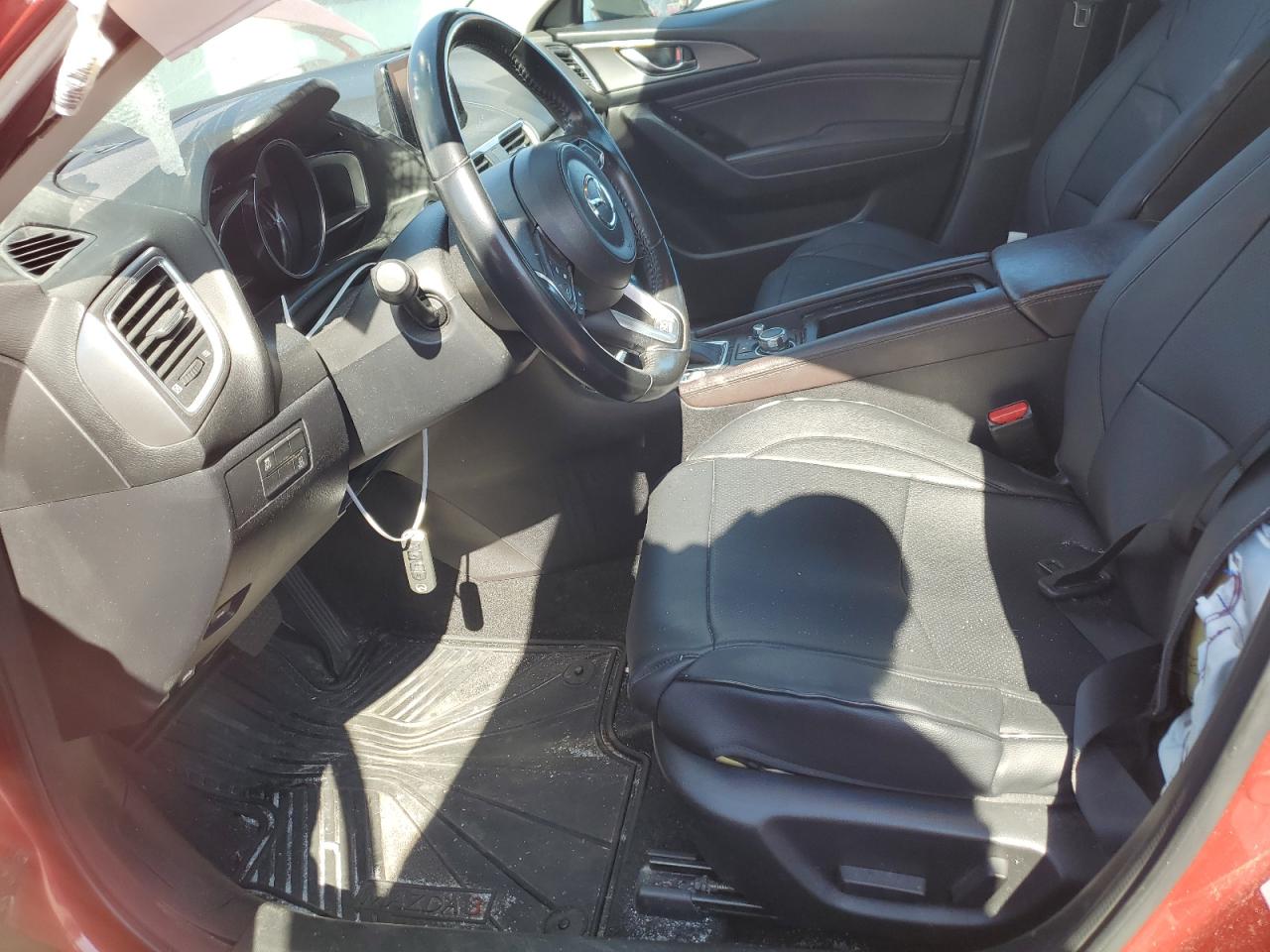 2018 Mazda 3 - Image 7