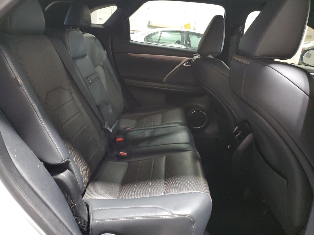 2019 Lexus RX - Image 11
