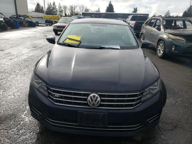 VOLKSWAGEN PASSAT 2017 Черный