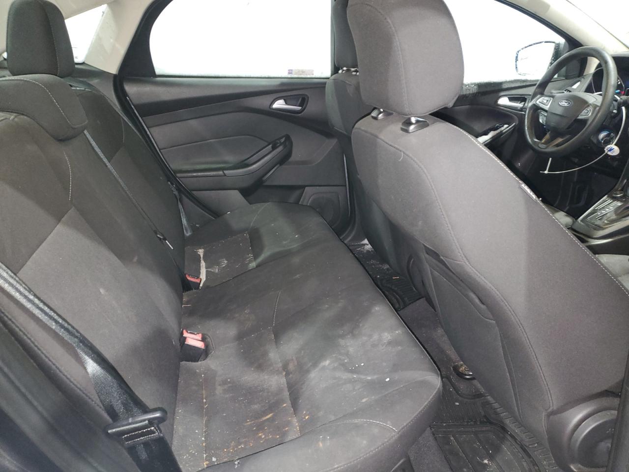 2016 Ford Focus - Image 10