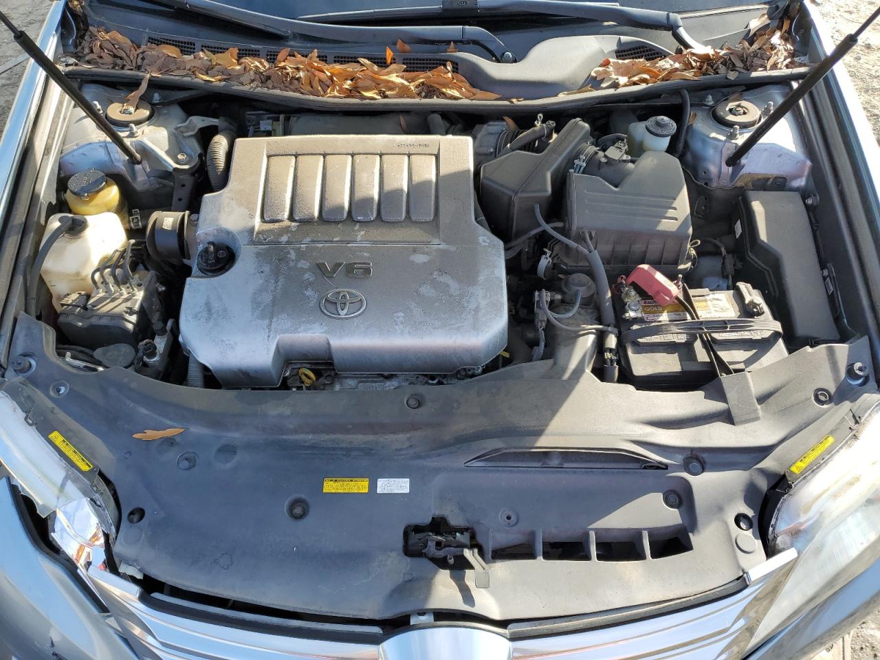 2011 Toyota Avalon - Image 13