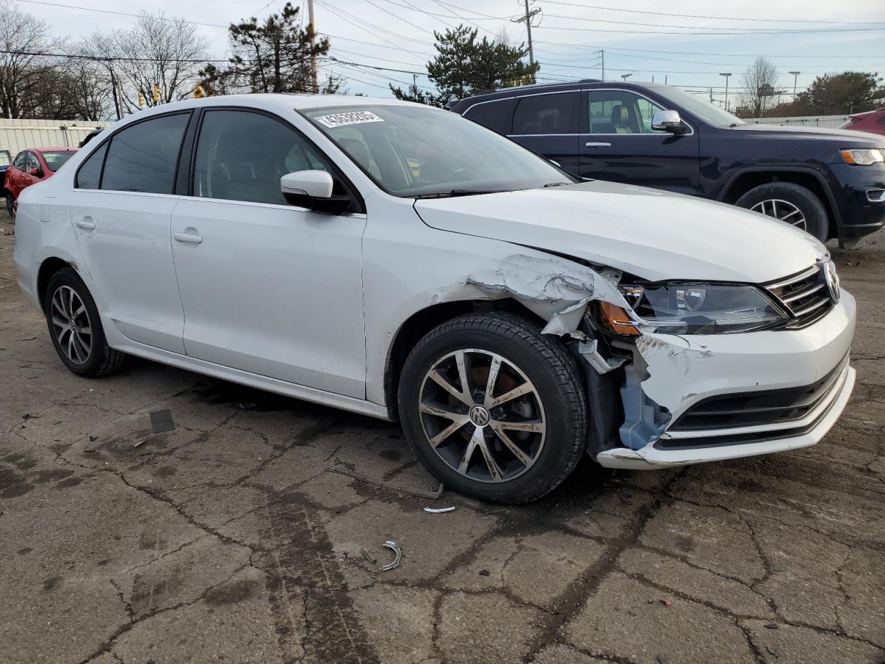 2017 Volkswagen Jetta - Image 4