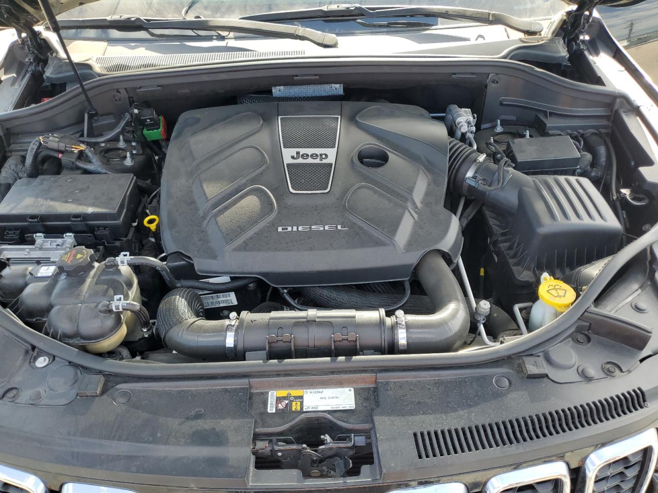 2018 Jeep Grand Cherokee - Image 12