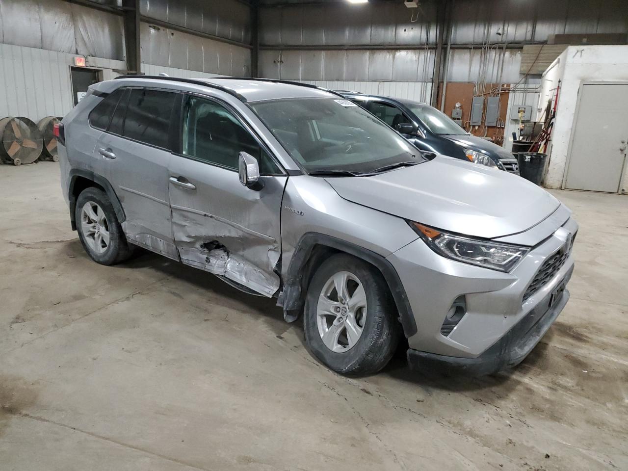 2021 Toyota RAV 4 - Image 4