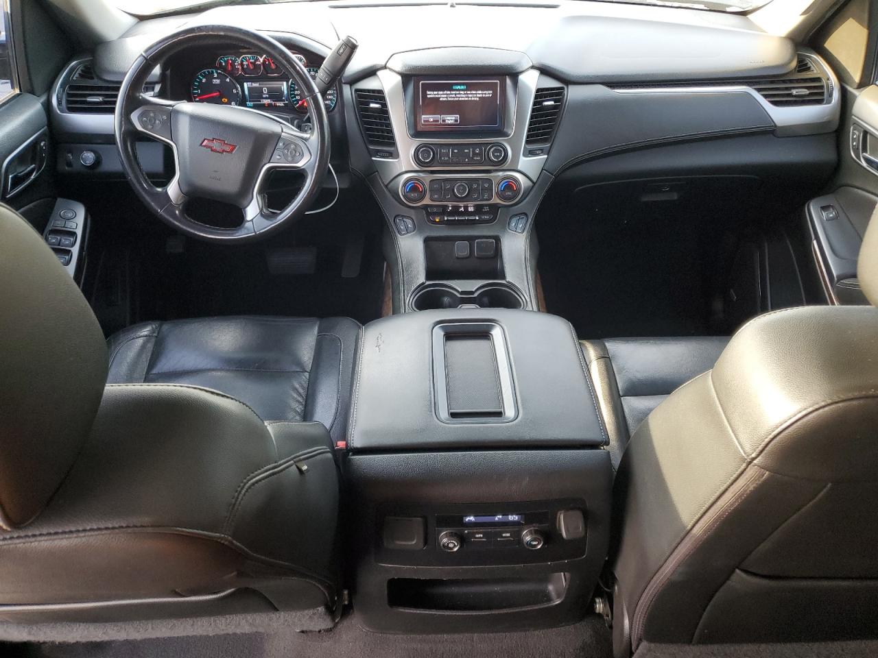 2019 Chevrolet Suburban - Image 8