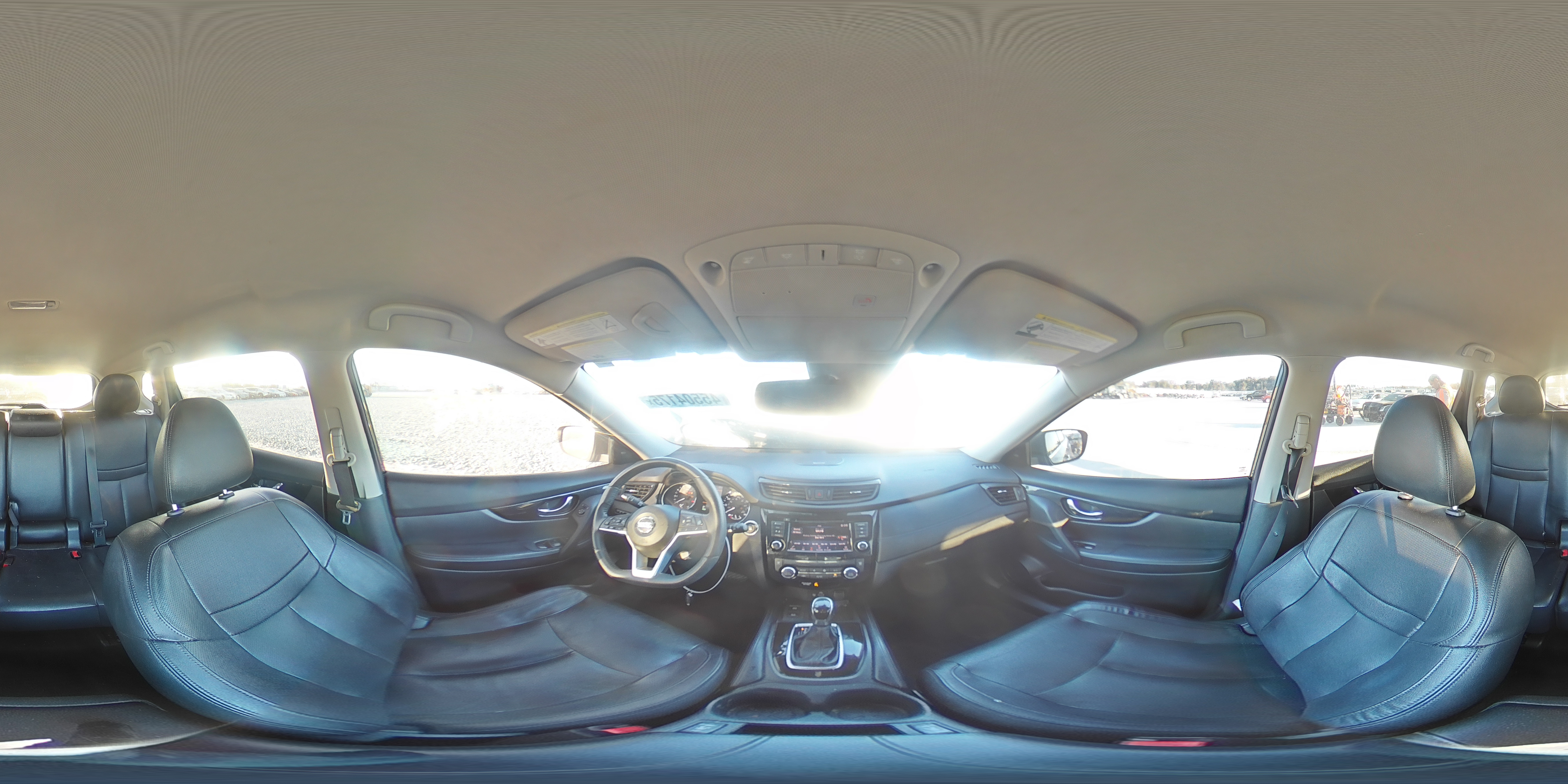2019 Nissan Rogue - Image 14