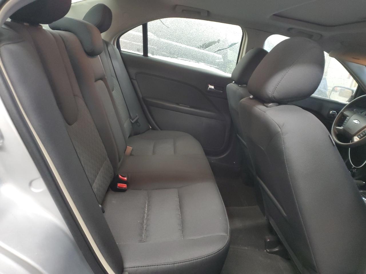 2011 Ford Fusion - Image 10