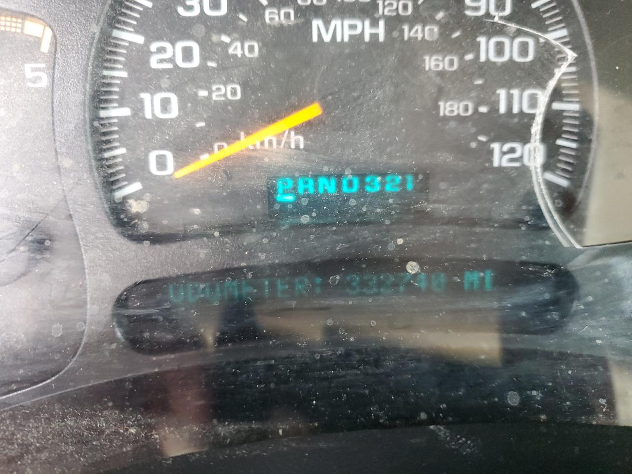 2005 GMC Sierra - Image 9