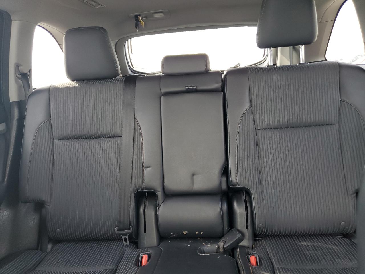 2015 Toyota Highlander - Image 10
