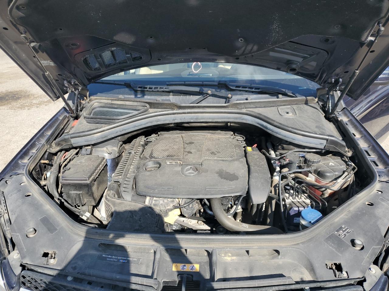 2017 Mercedes-Benz GLE - Image 12