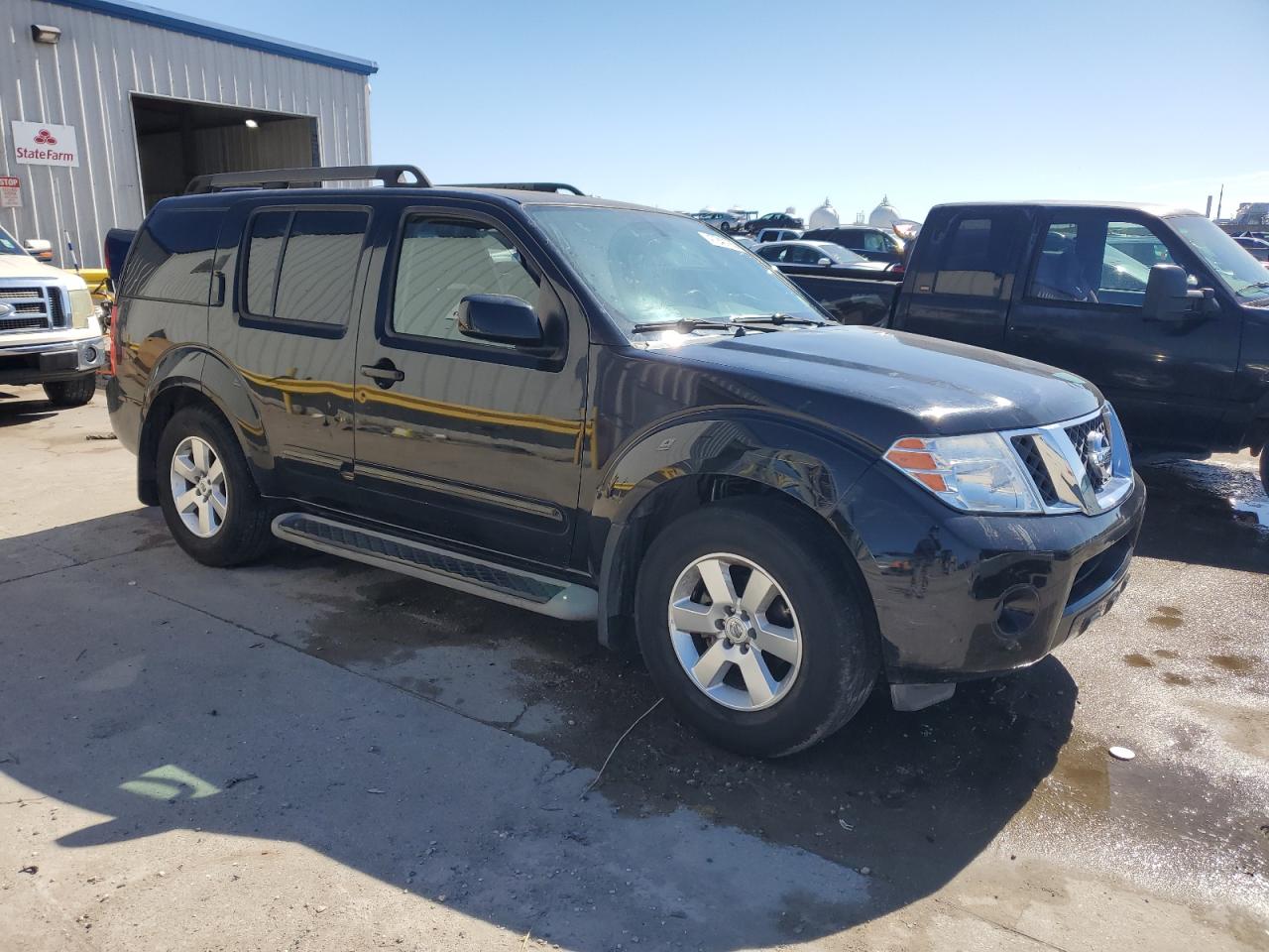 2011 Nissan Pathfinder - Image 4