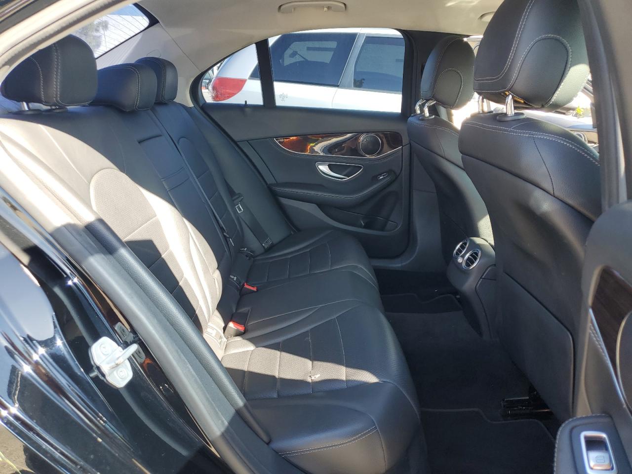 2015 Mercedes-Benz C-klasse - Image 10