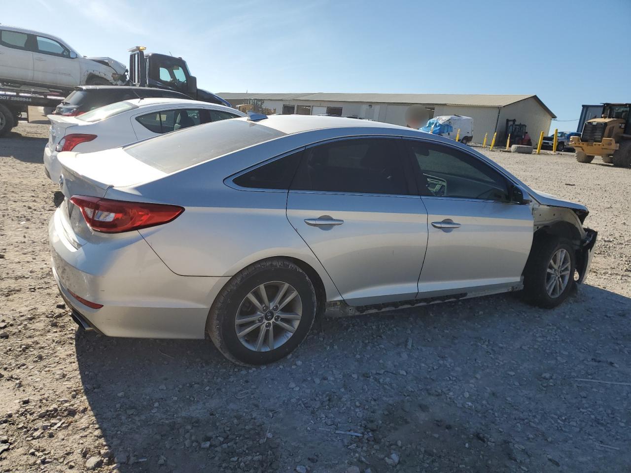 2017 Hyundai Sonata - Image 3