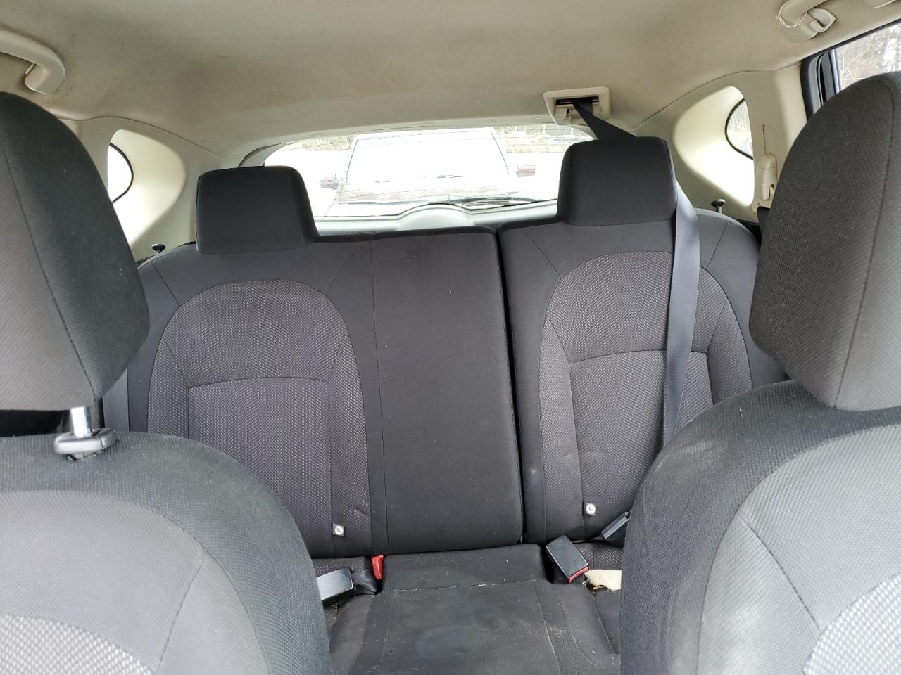 2011 Nissan Rogue - Image 10