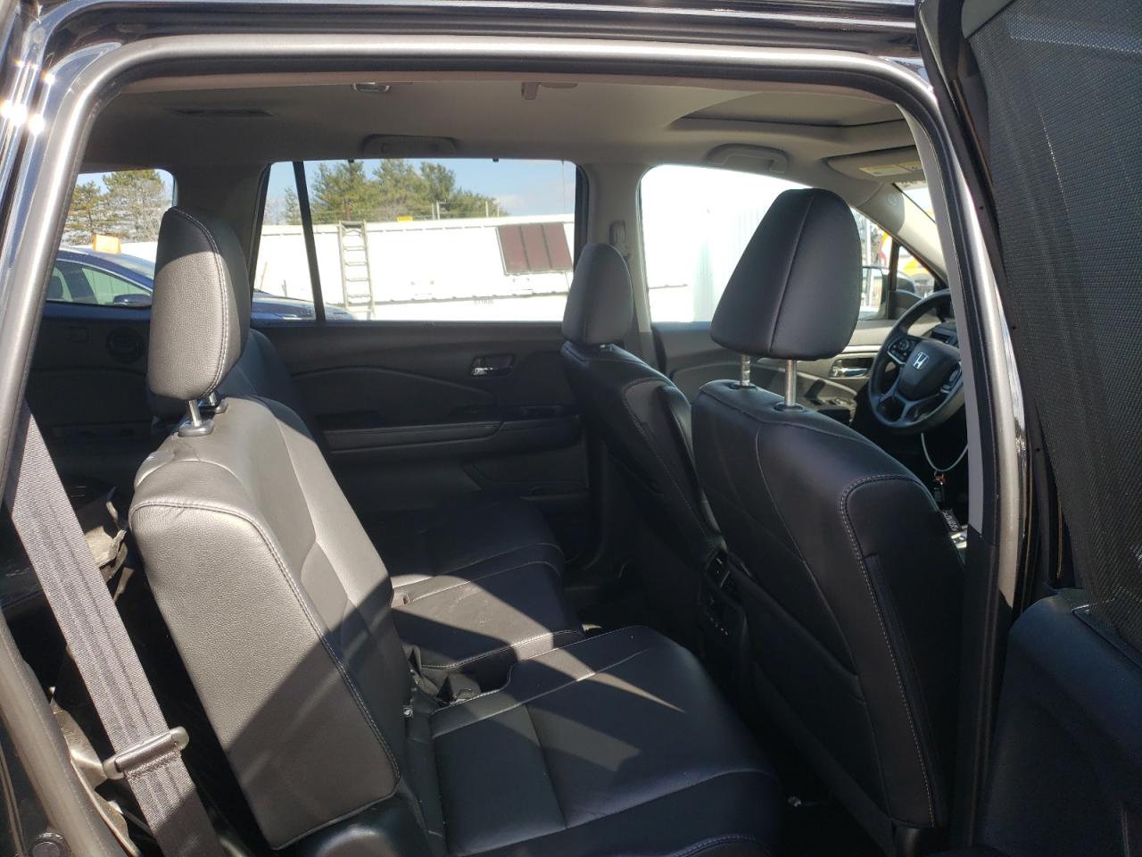2022 Honda Pilot - Image 11