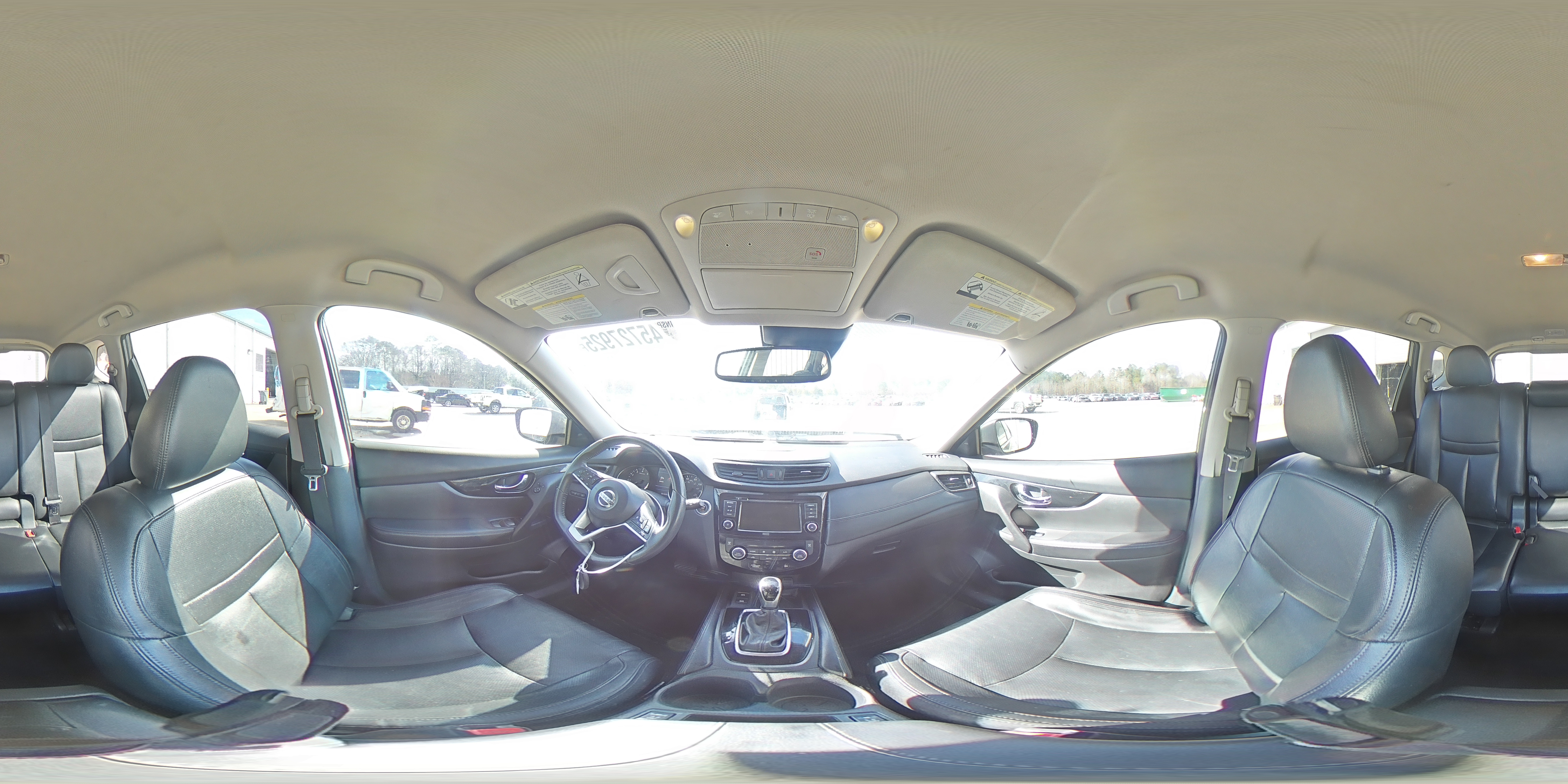 2019 Nissan Rogue - Image 13