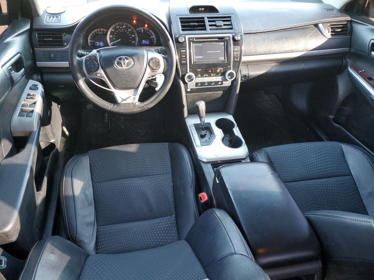 2013 Toyota Camry - Image 8