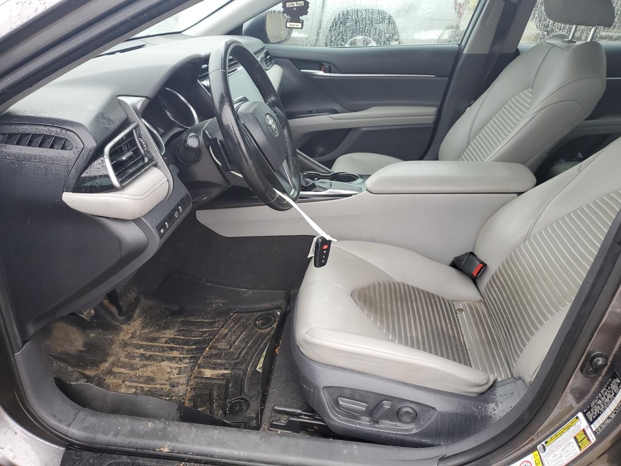 2019 Toyota Camry - Image 7