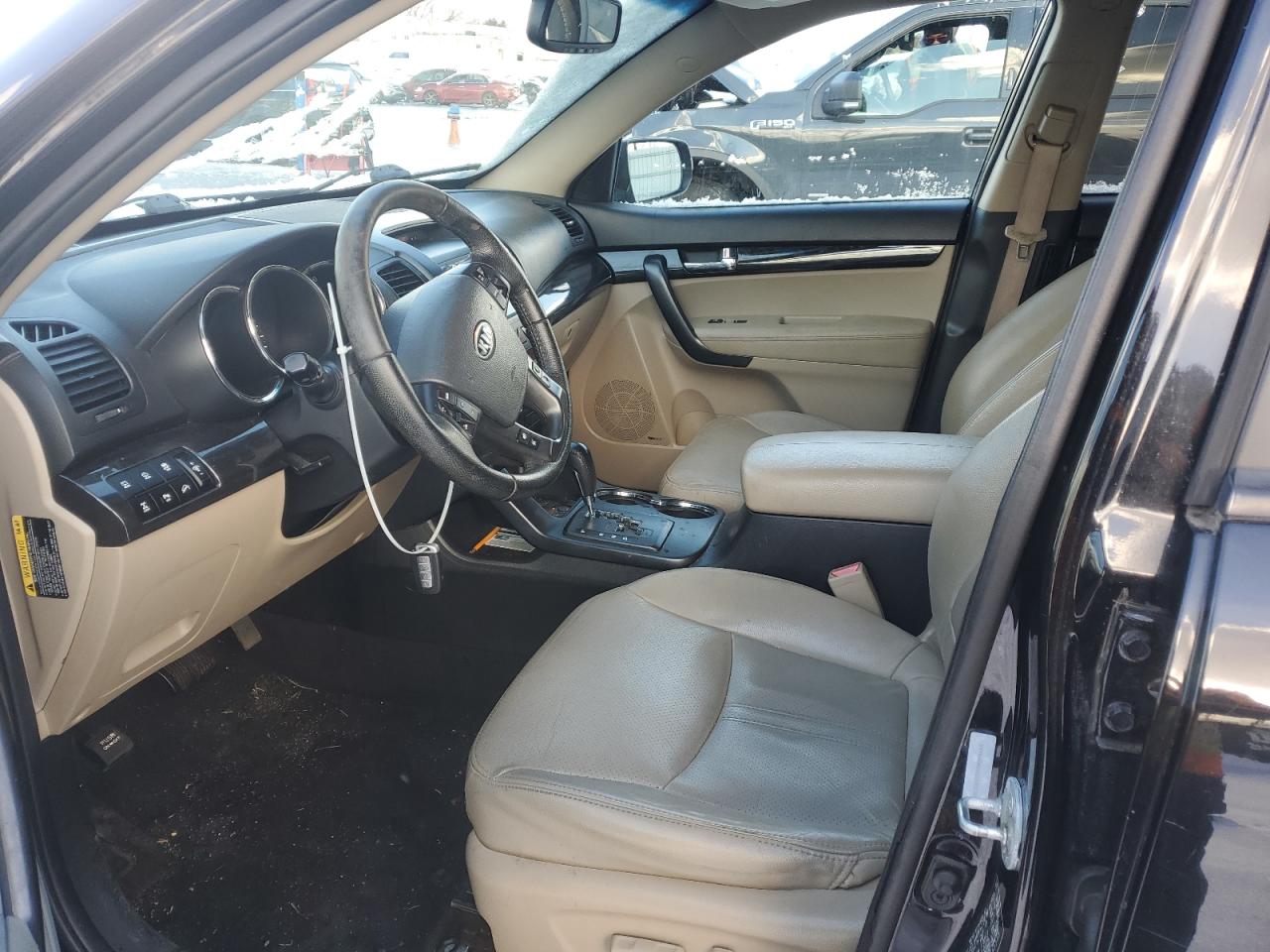 2011 Kia Sorento - Image 7