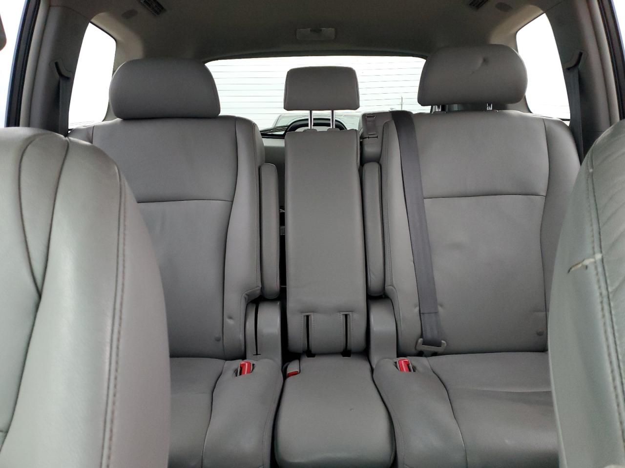 2009 Toyota Highlander - Image 10