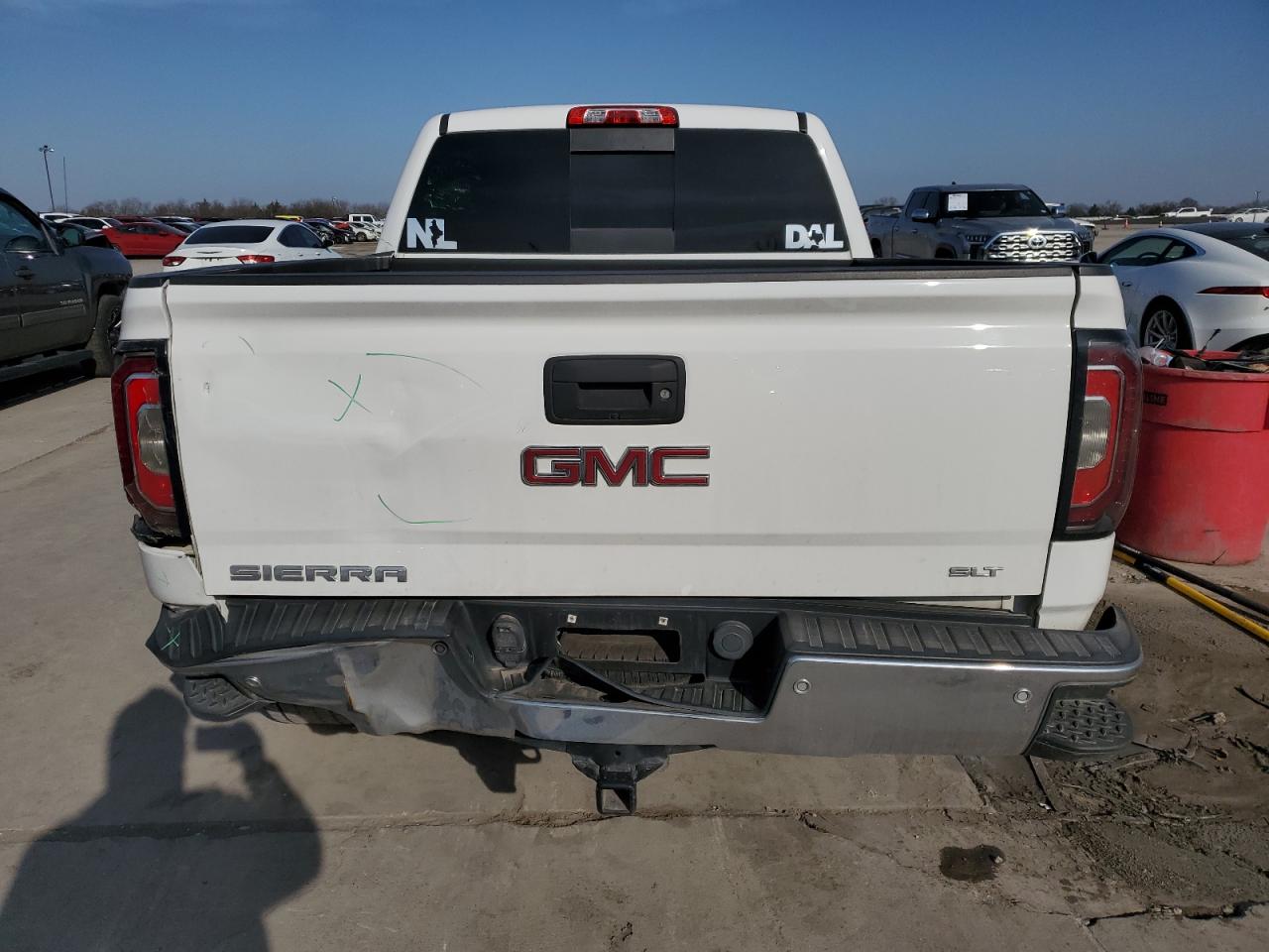 2018 GMC Sierra - Image 6