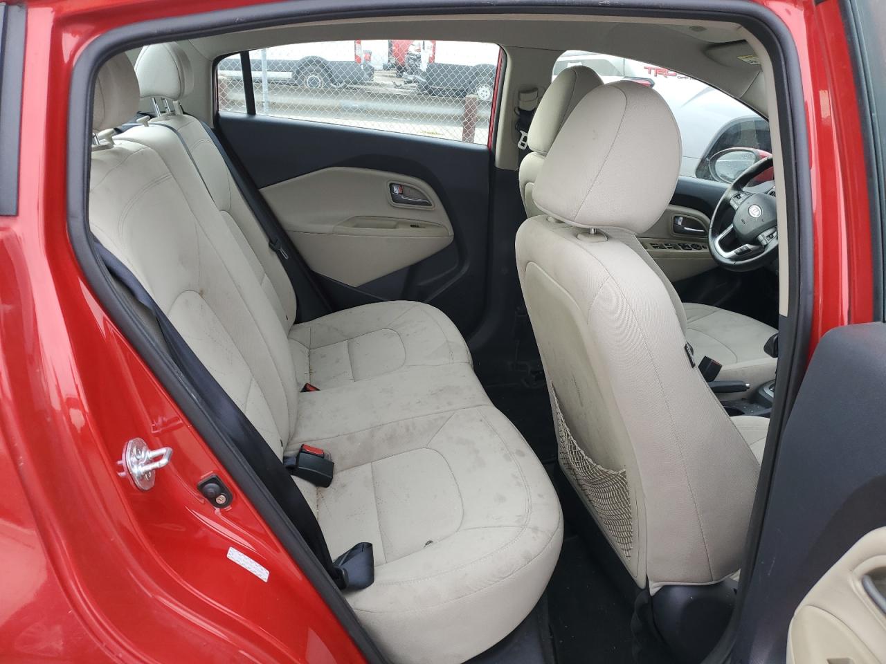 2013 Kia Rio - Image 10