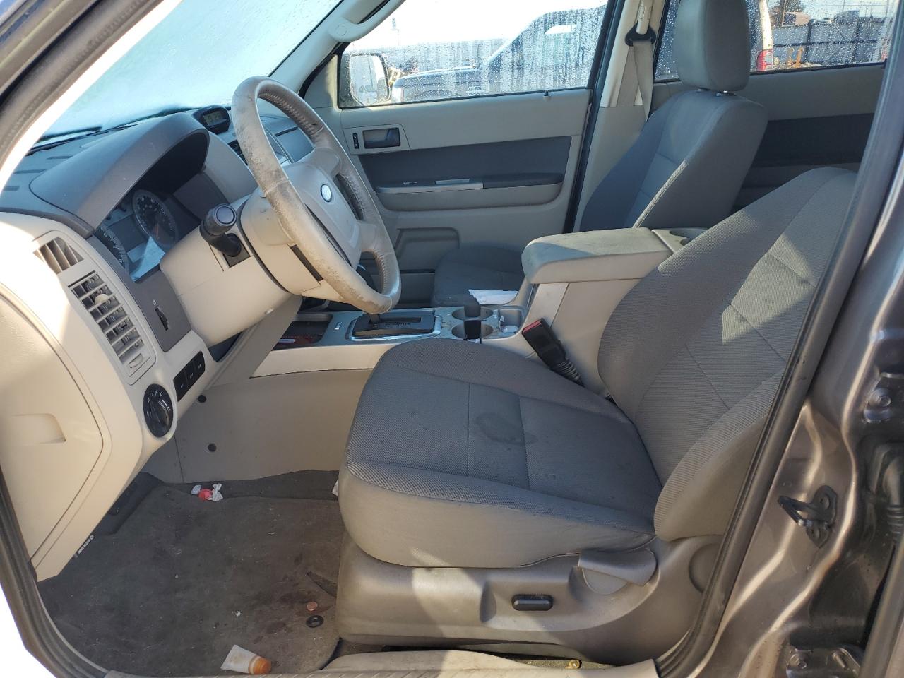 2009 Ford Escape - Image 7