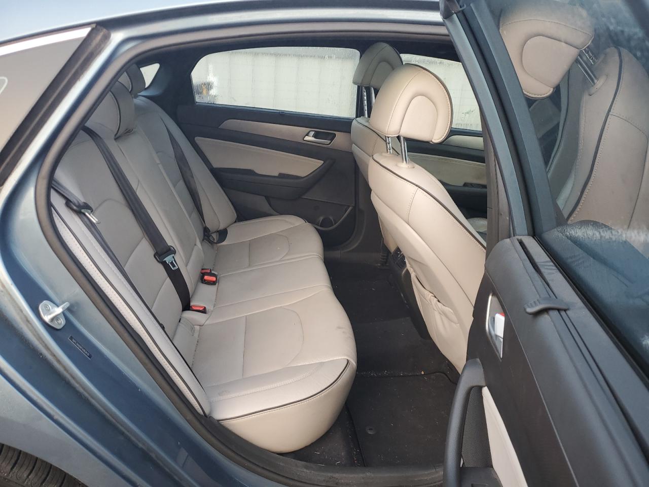 2015 Hyundai Sonata - Image 10