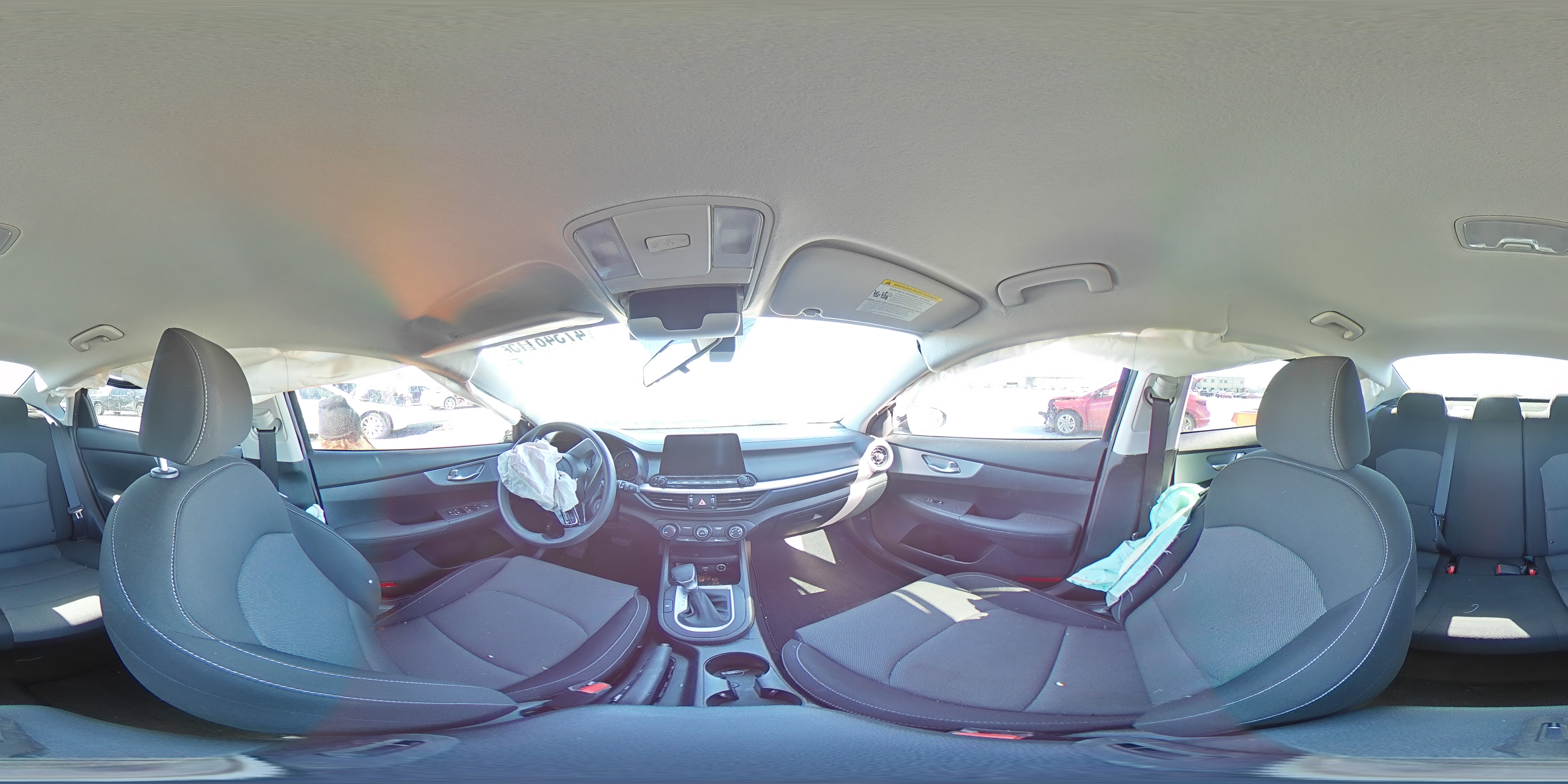 2023 Kia Forte - Image 13