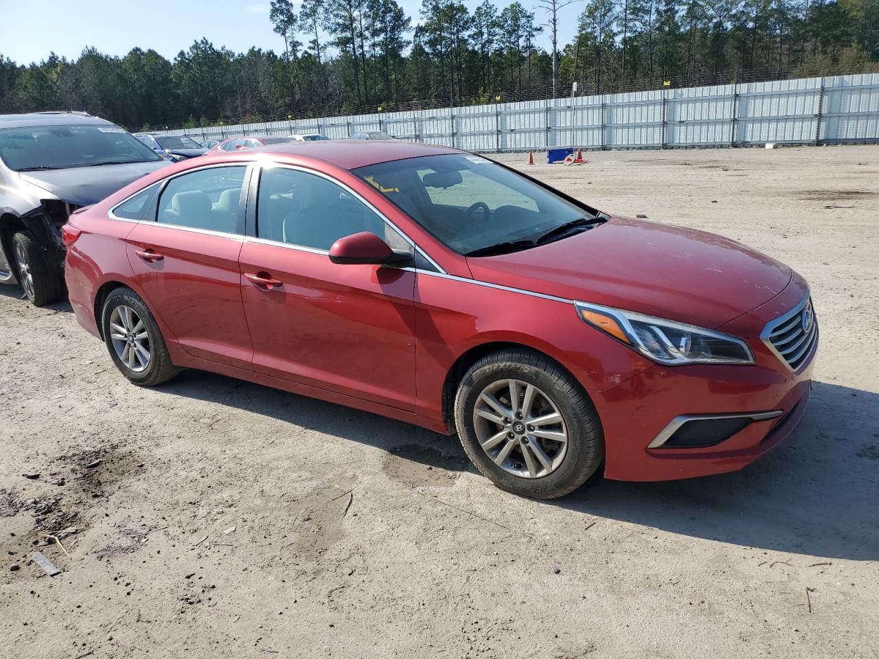 2017 Hyundai Sonata - Image 4