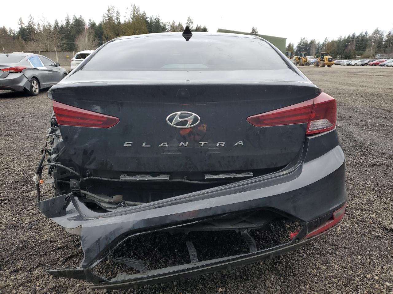 2019 Hyundai Elantra - Image 6
