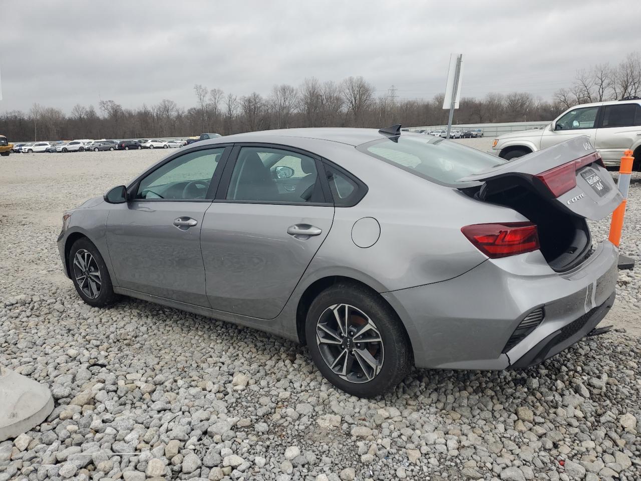 2023 Kia Forte - Image 2