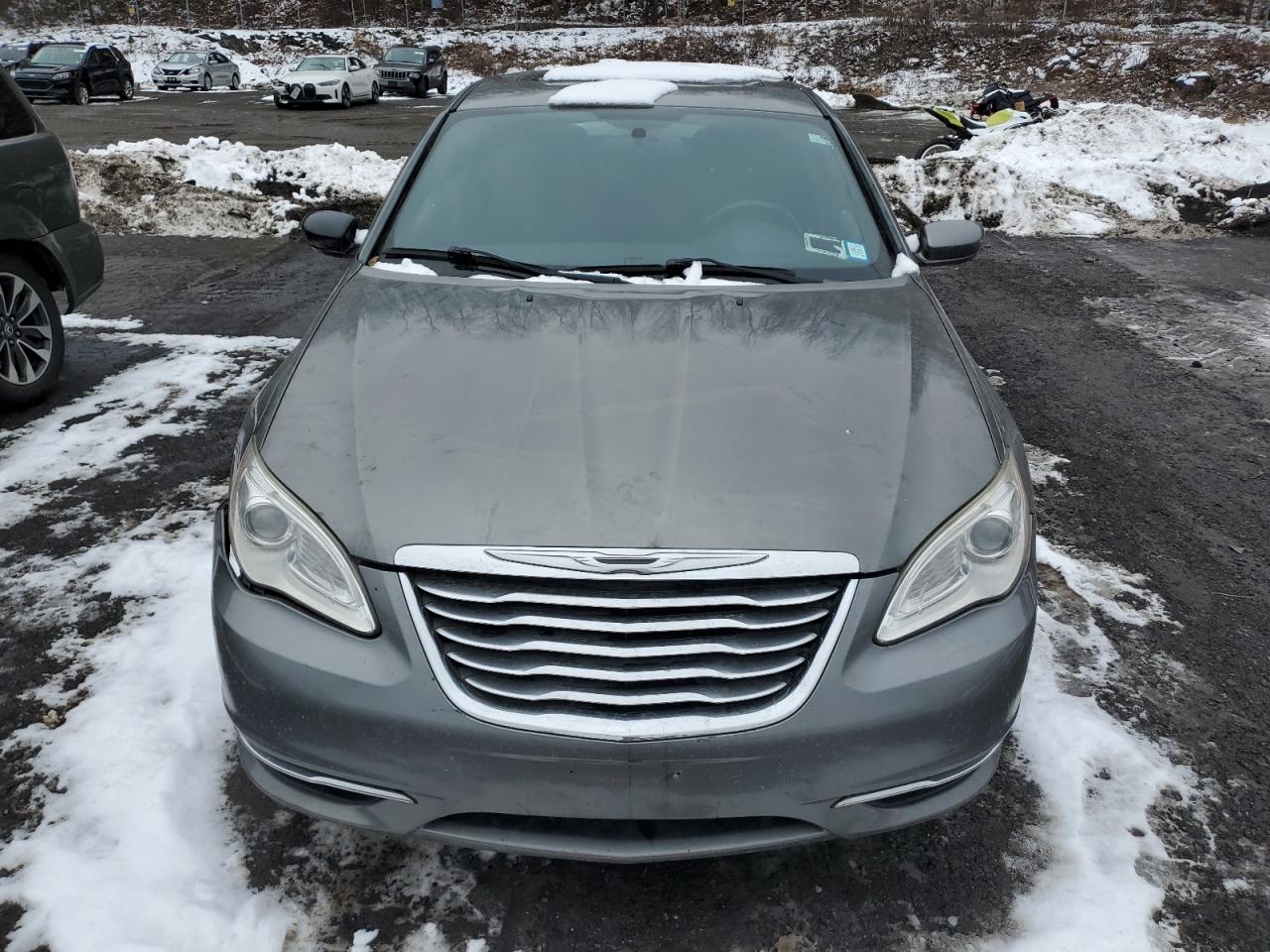 2012 Chrysler 200 - Image 5