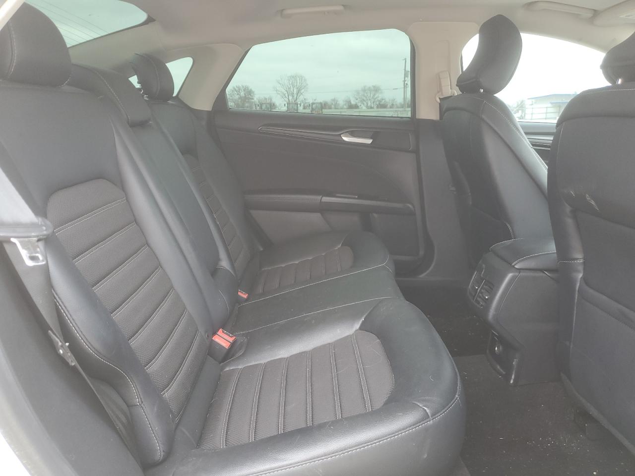 2018 Ford Fusion - Image 10