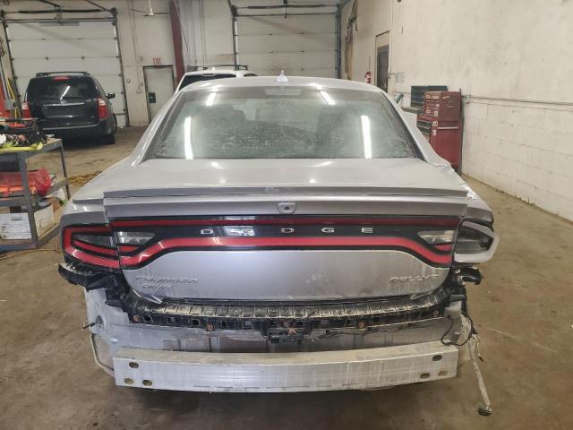Sedans DODGE CHARGER 2016 Srebrny